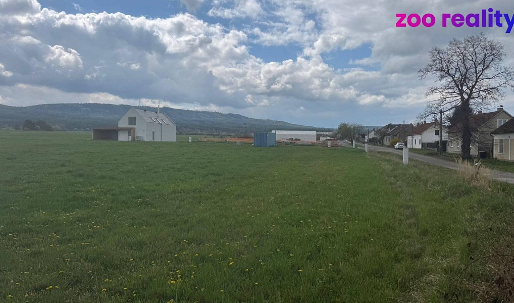 Prodej stavebního pozemku 640 m², Hostomice – náhled fotky 4