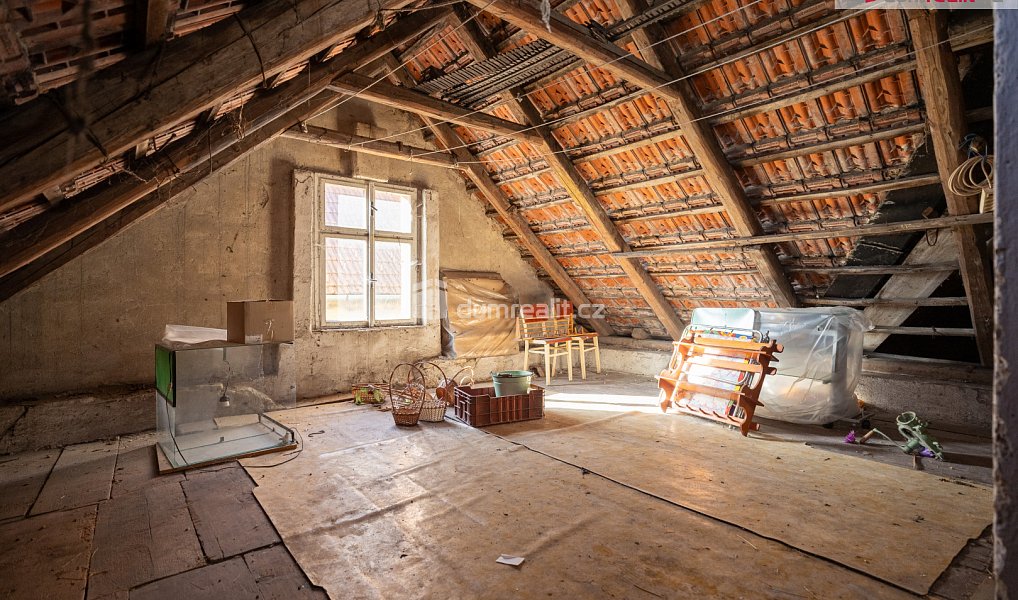 Prodej domu 115 m² s pozemkem 1 316 m², Dobrovíz – náhled fotky 31