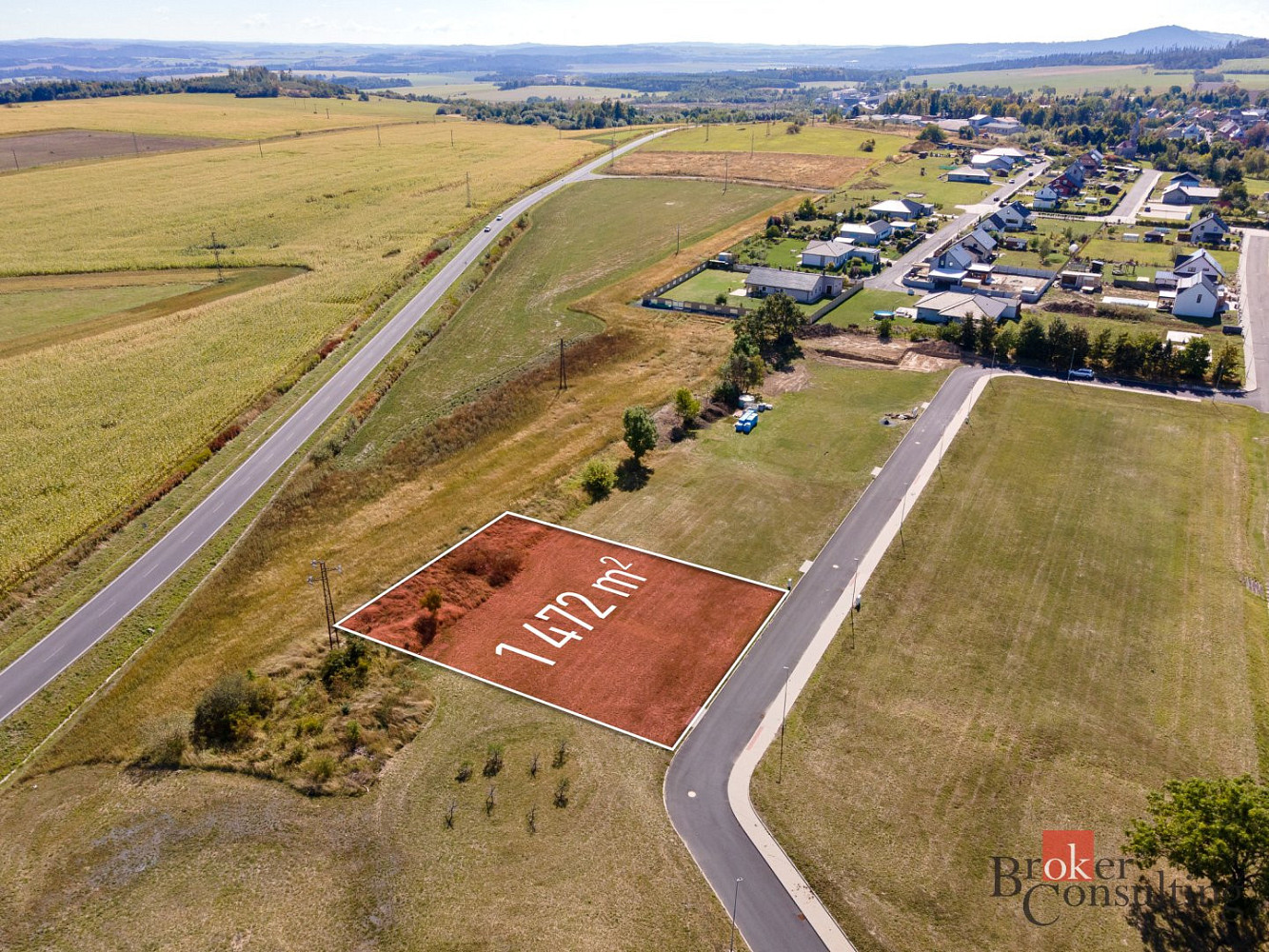 Prodej pozemku 1 472 m²