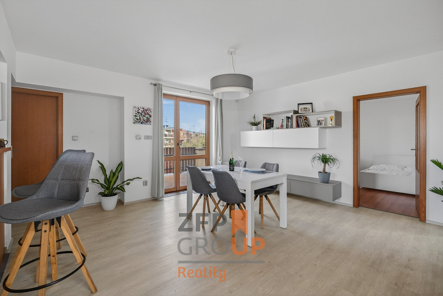 Prodej domu 202 m² s pozemkem 906 m² – fotografie 5