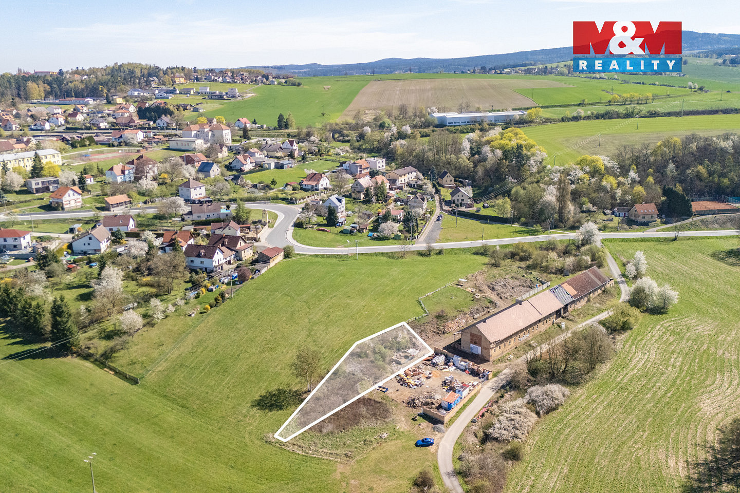 Prodej stavebního pozemku 775 m² – další