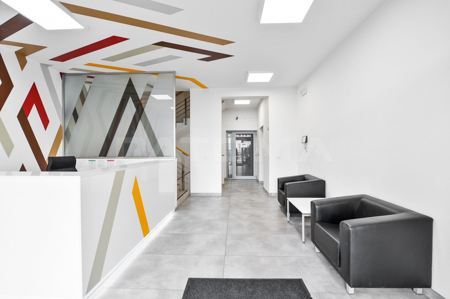 Pronájem kanceláře 286 m² – fotografie 4