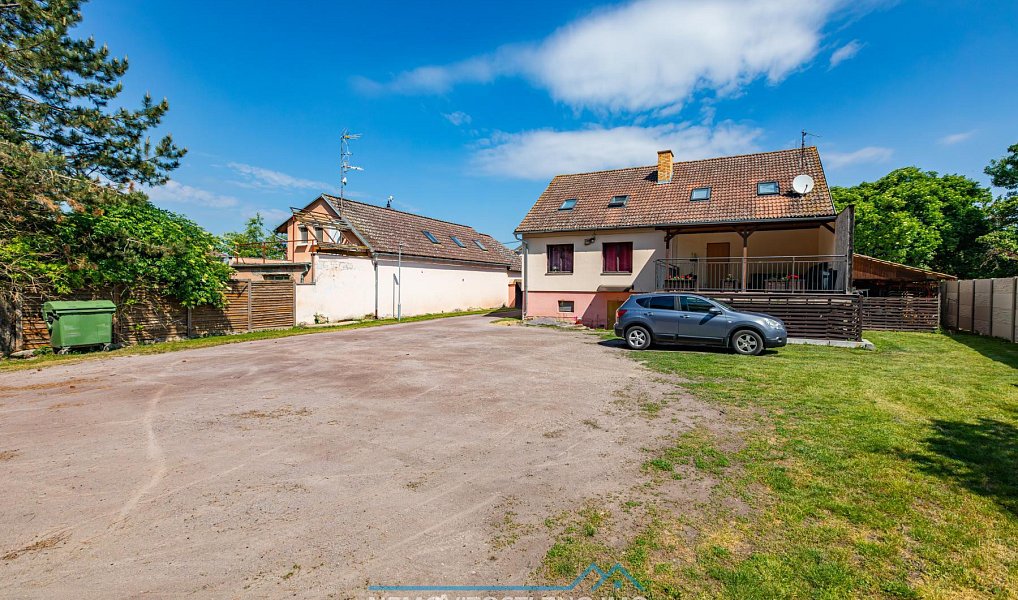 Prodej ubytovacího objektu 390 m², Vrbovec – náhled fotky 23