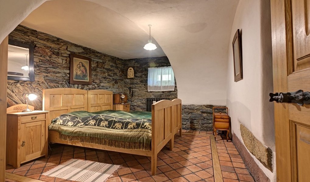 Prodej chaty/chalupy 186 m² s pozemkem 1 522 m², Poniklá – náhled fotky 4