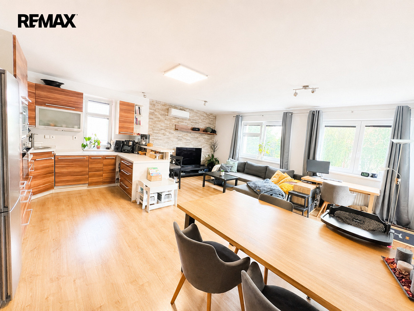 Pronájem bytu 3+kk 78 m² — photo 4