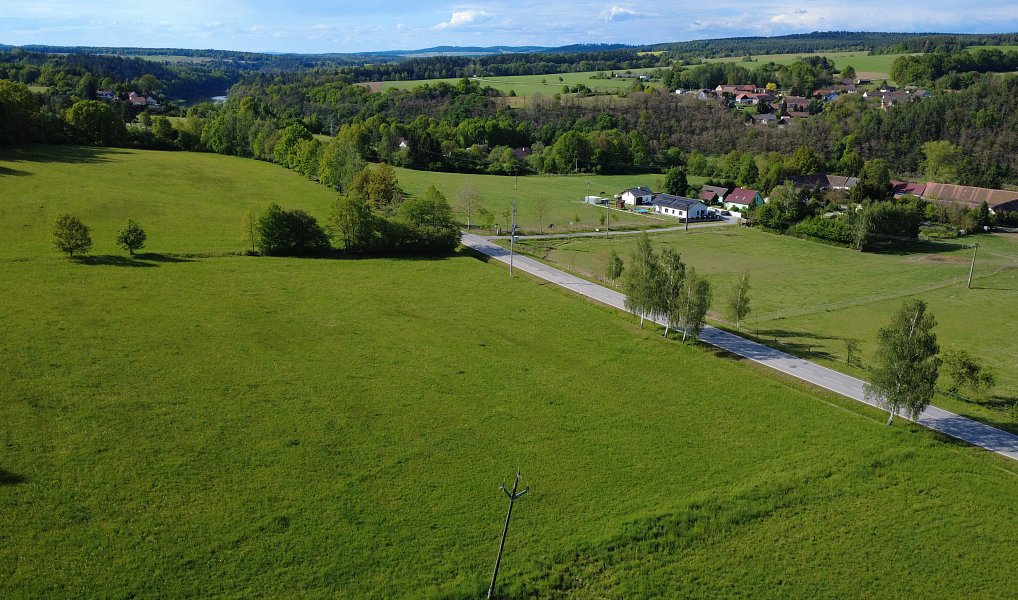 Prodej stavebního pozemku 5 794 m², Albrechtice nad Vltavou – náhled fotky 5