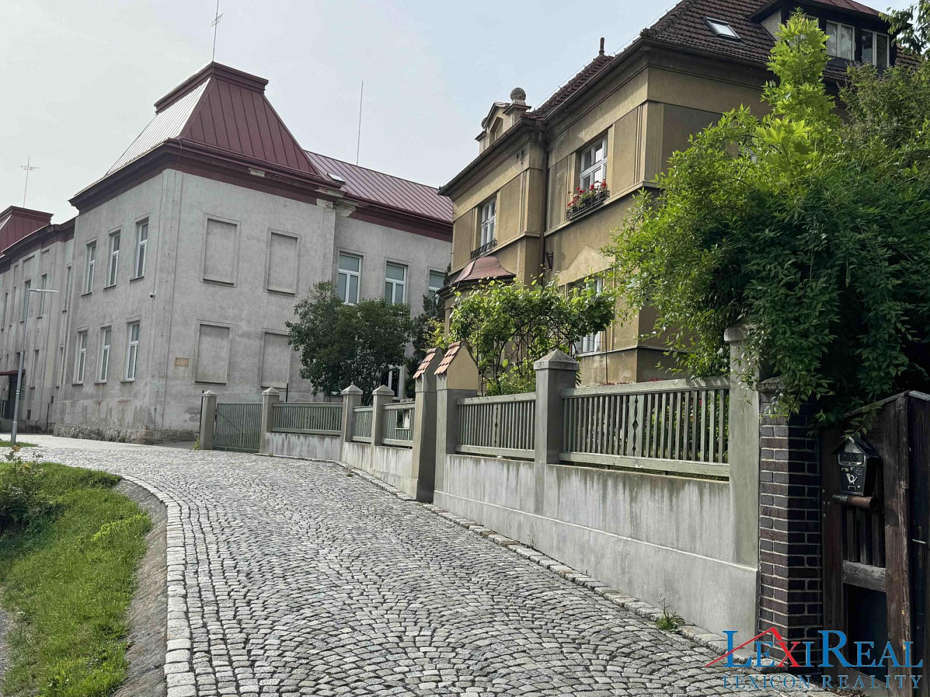 Prodej domu 160 m² s pozemkem 1 062 m² — photo 3