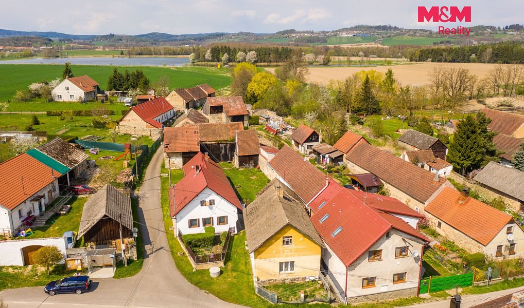 Prodej chaty/chalupy 140 m² s pozemkem 279 m², Bělčice – náhled fotky 12