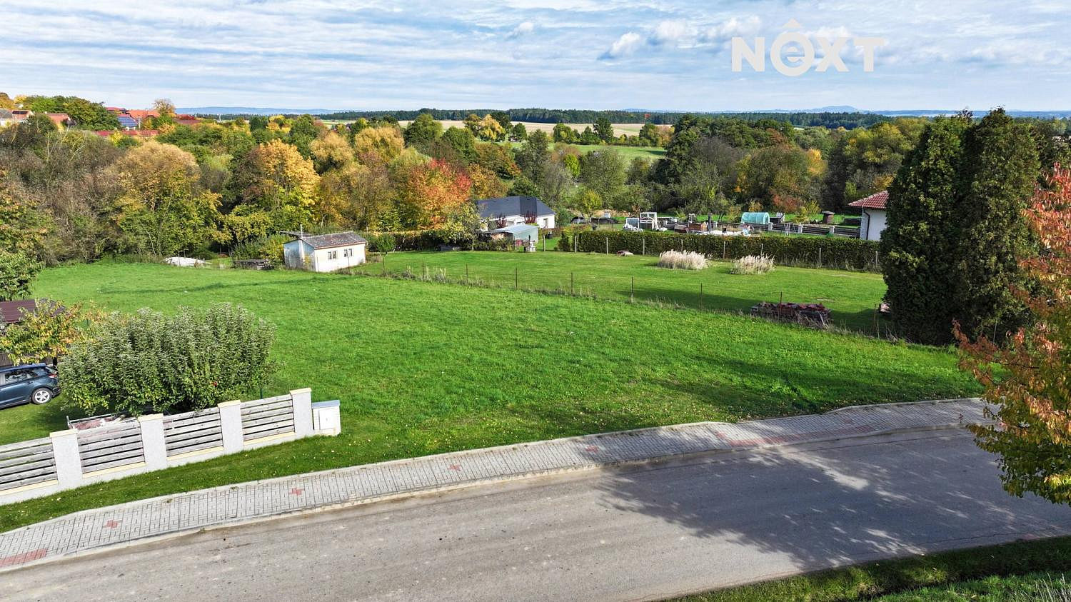 Prodej stavebního pozemku 2 098 m²