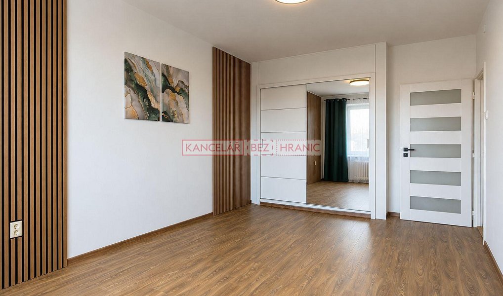 Pronájem bytu 1+kk 35 m², Praha – náhled fotky 3