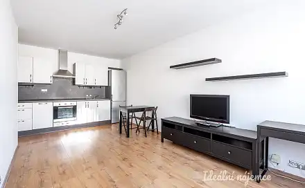 Pronájem bytu 2+kk 44 m²