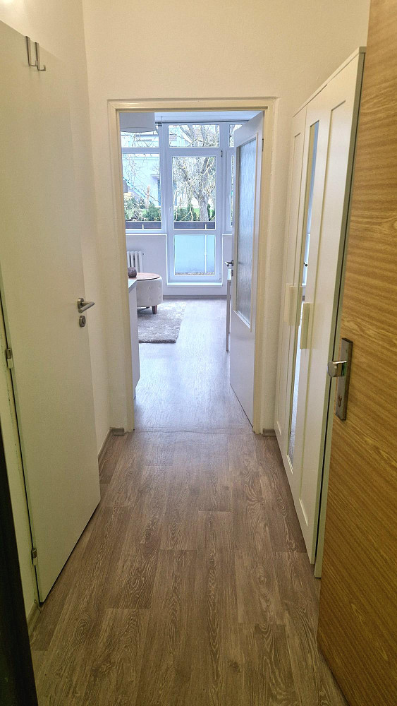 Pronájem bytu 1+kk 23 m² – fotografie 2