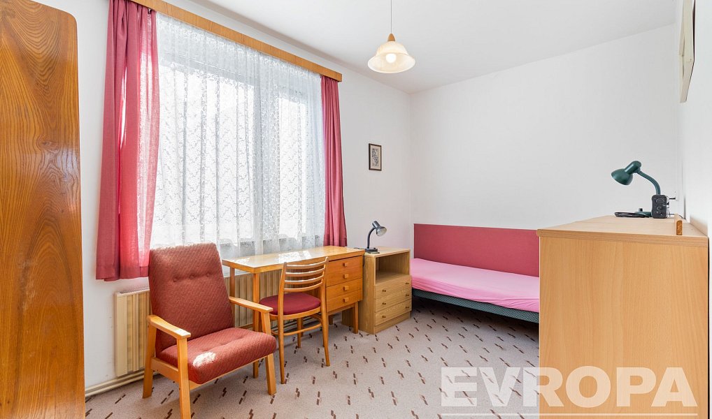 Pronájem domu 220 m² s pozemkem 409 m², Praha – náhled fotky 7