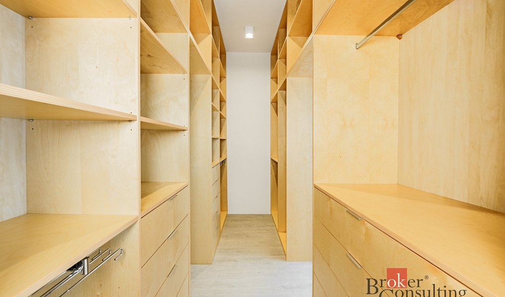 Pronájem bytu 2+1 74 m², Liberec – náhled fotky 12