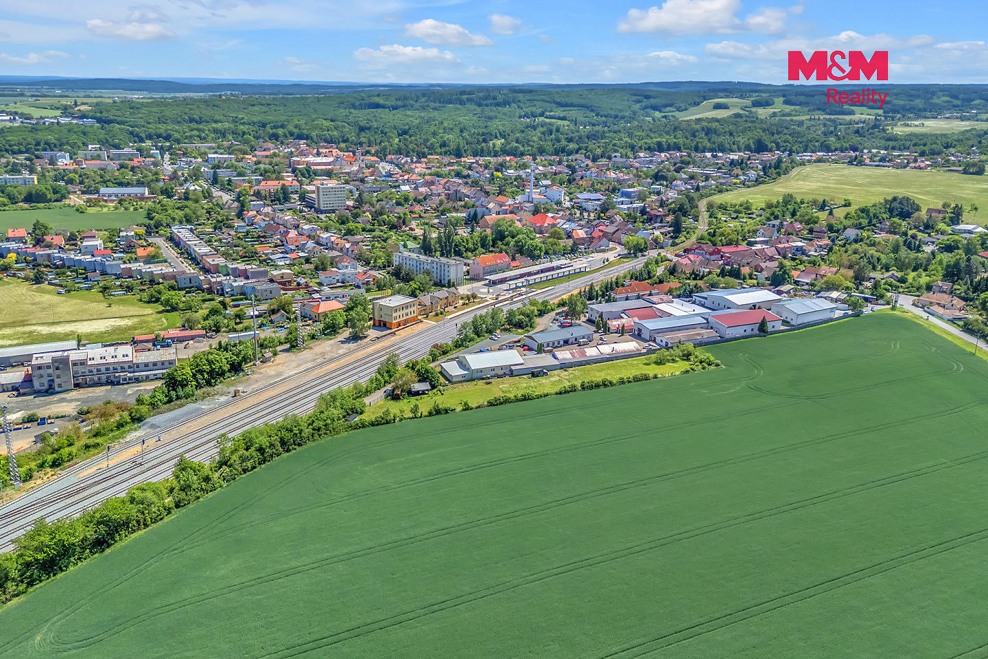 Prodej komerčního pozemku 2 012 m² – fotografie 2