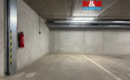 Pronájem garážového stání, 18 m2, Plzeň, ul. Rejskova, Rejskova, Plzeň - Východní Předměstí
