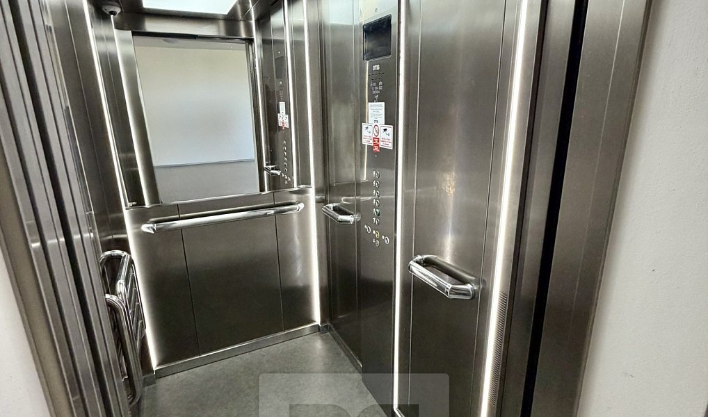 Prodej bytu 2+kk 45 m², Praha – náhled fotky 13