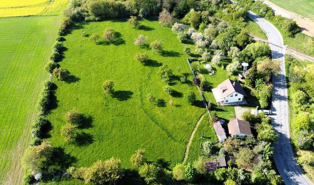 Prodej chaty/chalupy 107 m² s pozemkem 12 732 m², Hořovice – náhled fotky 16