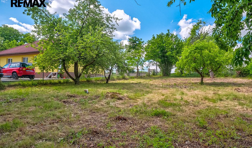 Prodej stavebního pozemku 971 m², Chlístovice – náhled fotky 3