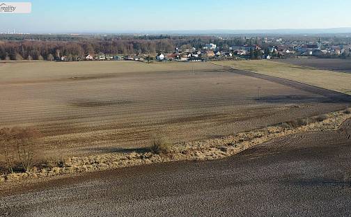 Prodej pole 15 451 m², Lázně Bohdaneč, okres Pardubice