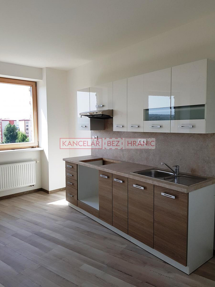 Pronájem bytu 2+kk 57 m² — photo 2