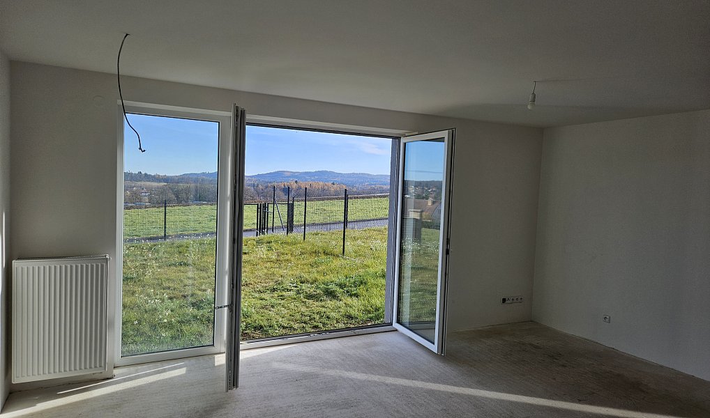 Prodej domu 135 m² s pozemkem 177 m², Stará Huť – náhled fotky 12