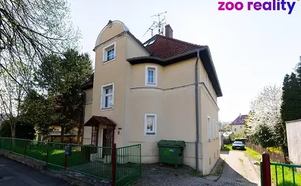 Prodej domu 381 m² s pozemkem 697 m², Škroupova, Chomutov