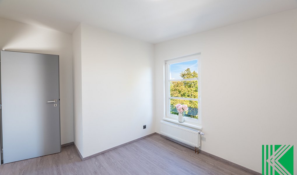 Prodej domu 102 m² s pozemkem 447 m², Zlončice – náhled fotky 38