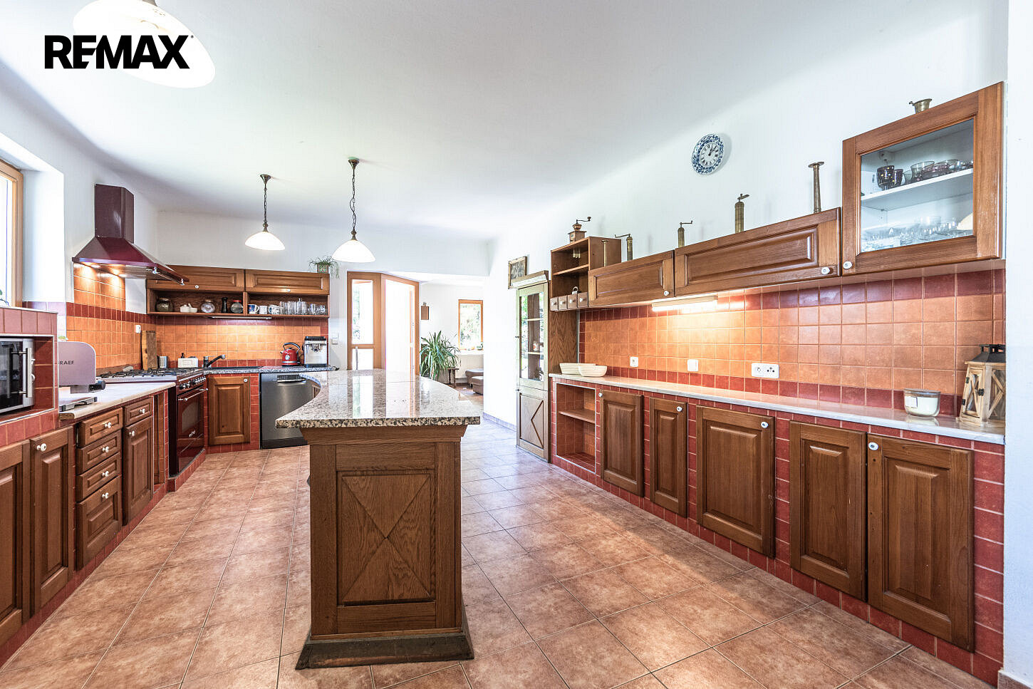 Prodej domu 213 m² s pozemkem 1 886 m² – fotografie 4