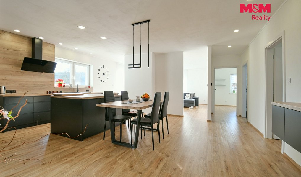 Prodej domu 114 m² s pozemkem 1 967 m², Valy – náhled fotky 3