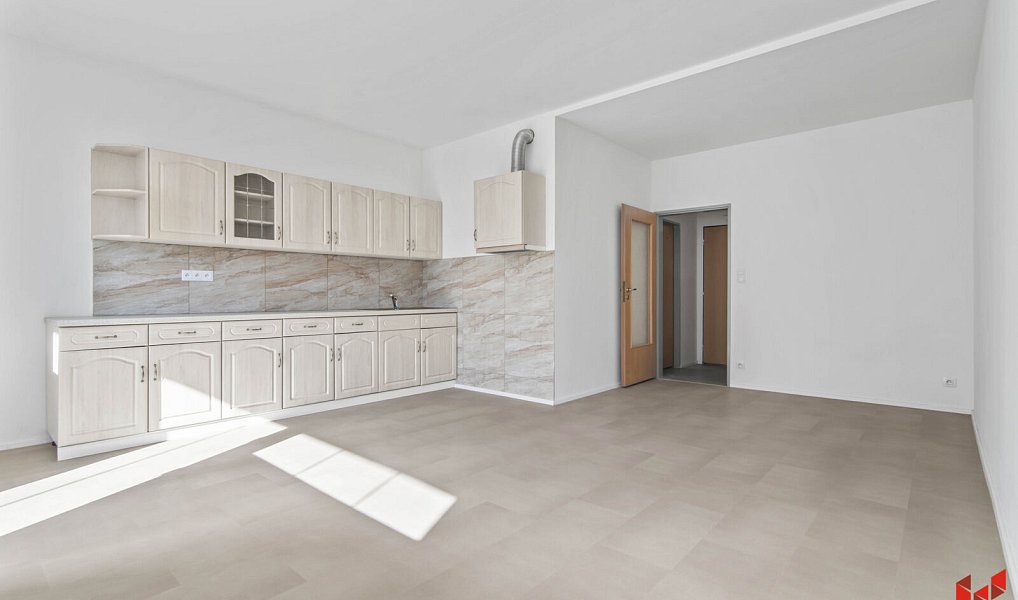 Prodej bytu 1+kk 33 m², Praha – náhled fotky 5