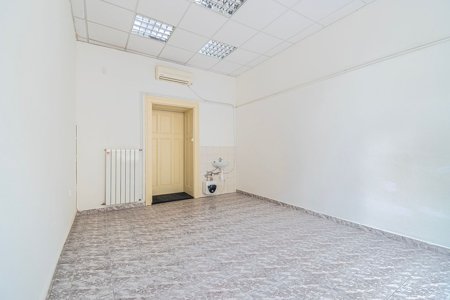 Nebytový prostor, 19m², přízemí, centrum města Prostějov – pohled 4