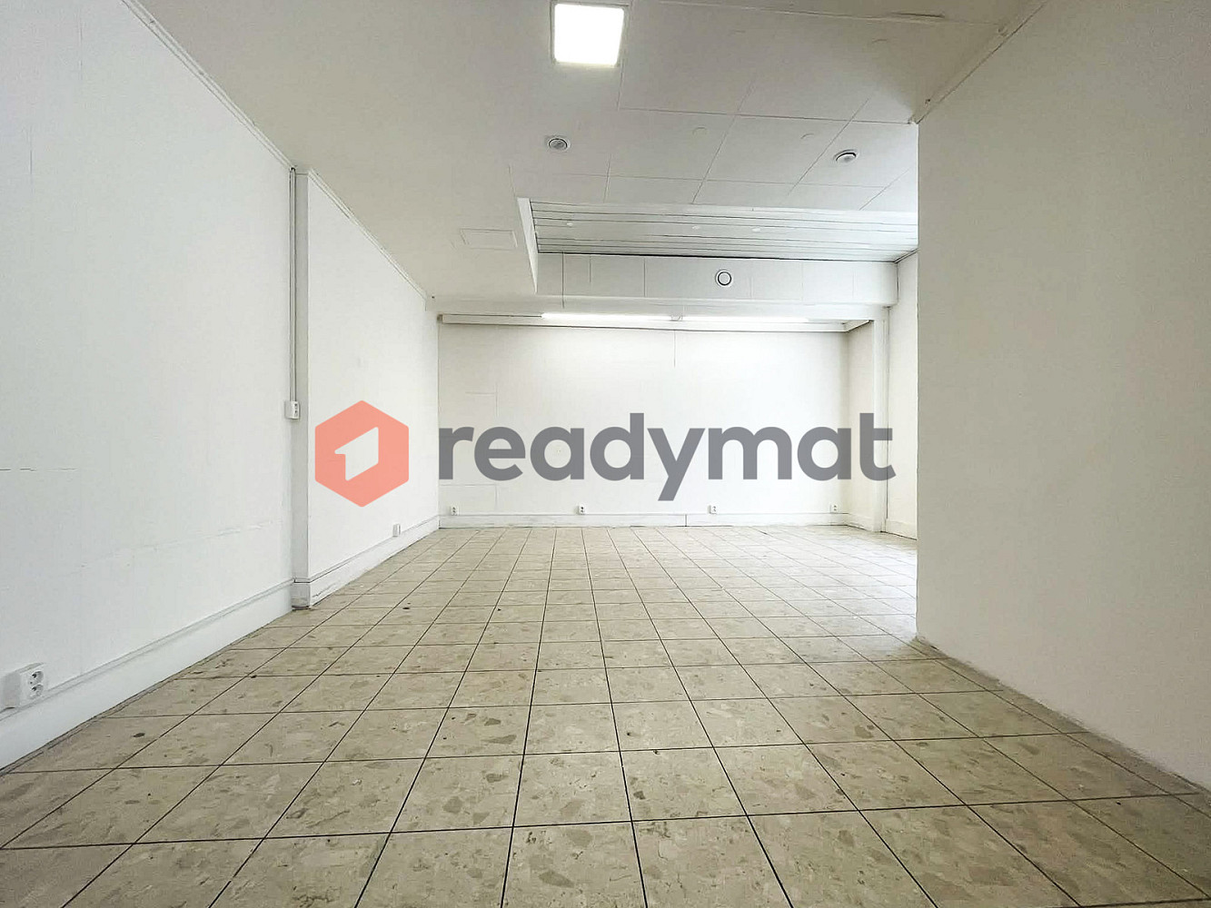 Pronájem obchodních prostor 40 m² — photo 2