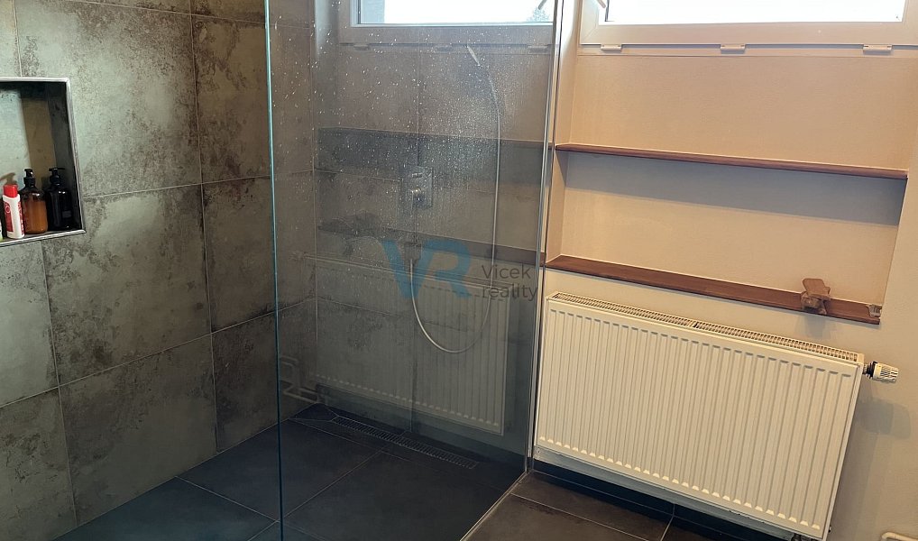 Prodej domu 150 m² s pozemkem 779 m², Planá – náhled fotky 27