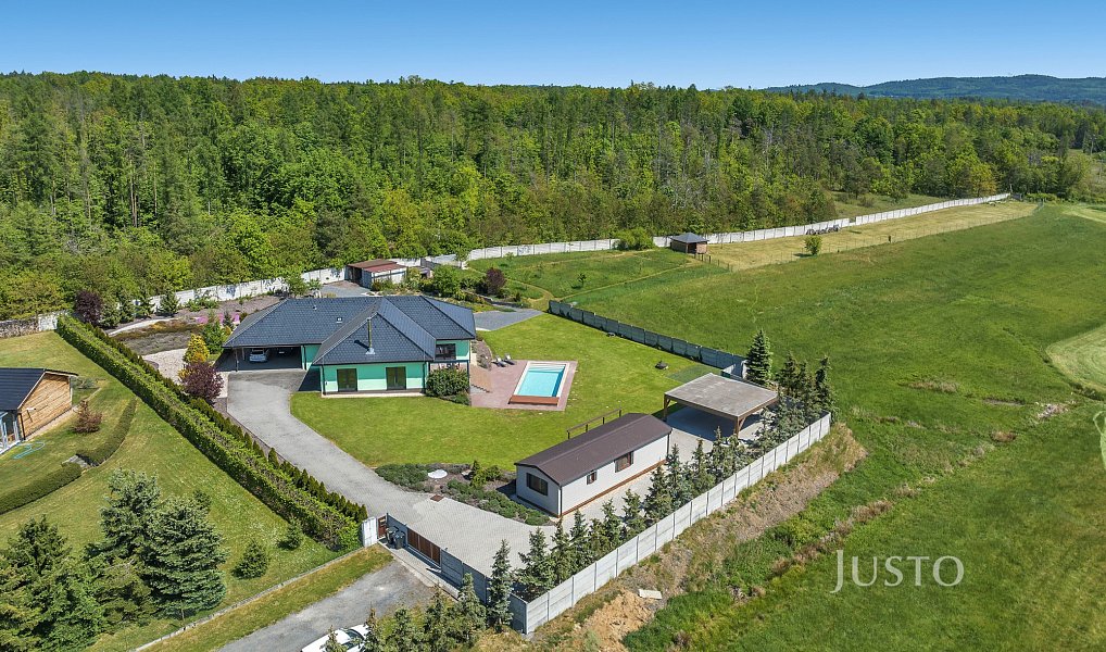Prodej domu 188 m² s pozemkem 3 413 m², Stará Huť – náhled fotky 2