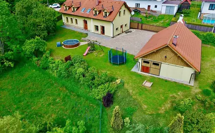 Prodej domu 230 m² s pozemkem 2 148 m², Stará Paka - Brdo, okres Jičín