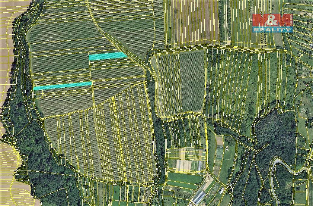 Prodej pole 1 543 m²