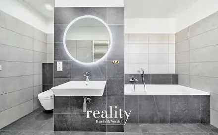 Pronájem bytu 4+kk 103 m², Hrušňová, Znojmo - Přímětice