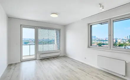 Pronájem bytu 3+kk 62 m²