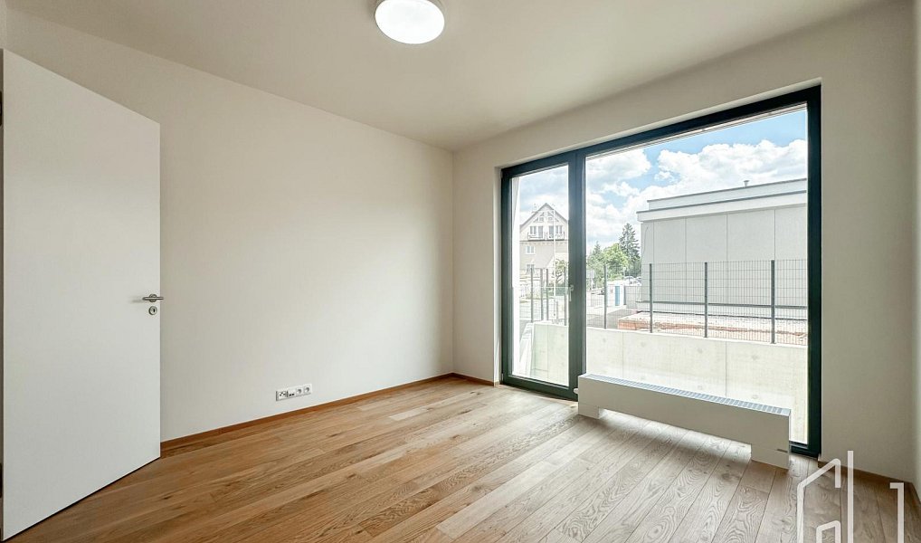 Pronájem bytu 3+kk 86 m², Praha – náhled fotky 10