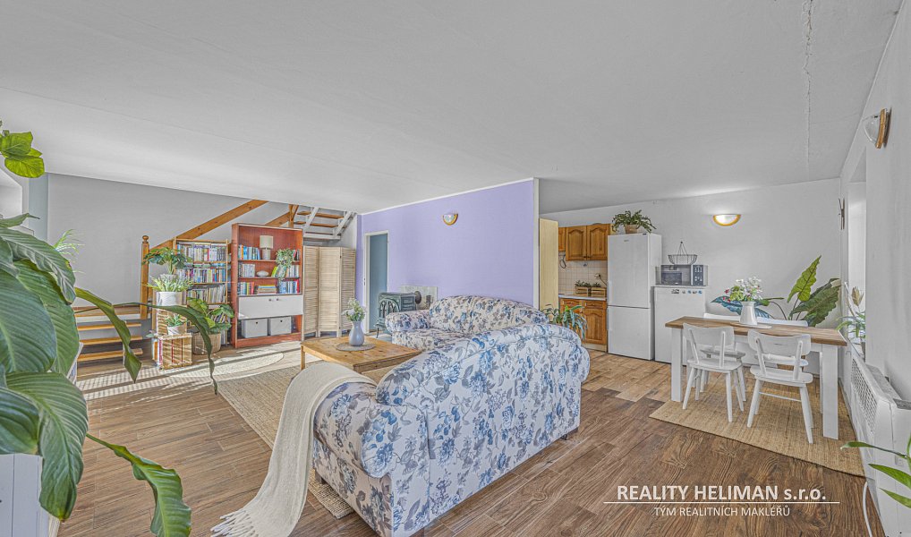 Prodej domu 393 m² s pozemkem 775 m², Líbeznice – náhled fotky 26