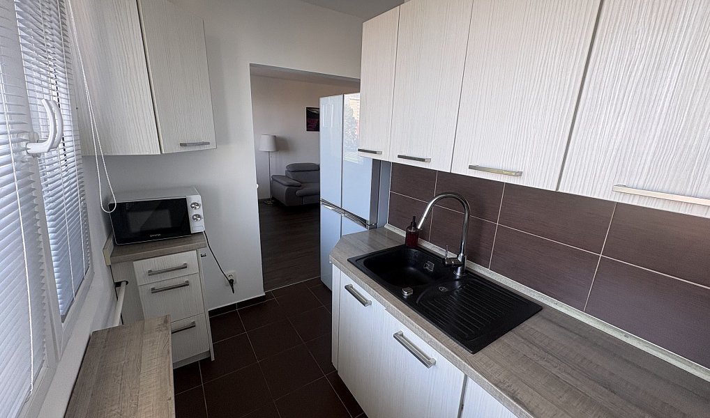 Pronájem bytu 3+1 68 m², Jičín – náhled fotky 5
