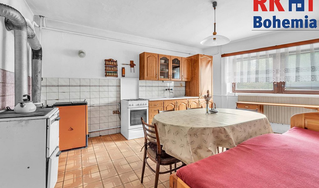 Prodej domu 220 m² s pozemkem 5 365 m², Dolní Bousov – náhled fotky 14
