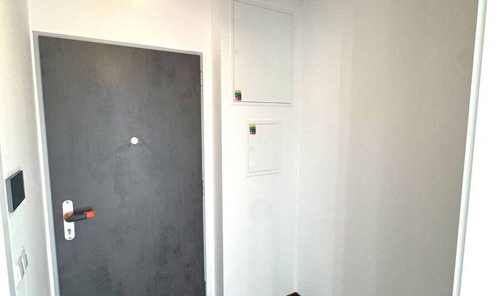 Prodej bytu 1+kk 31 m², Hradec Králové – náhled fotky 11
