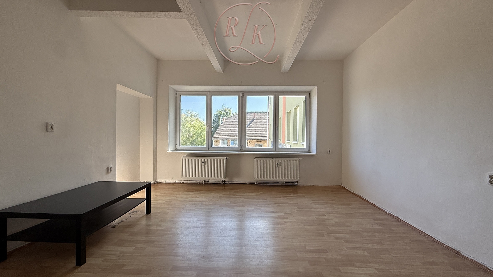 Pronájem kanceláře 97 m² — photo 2