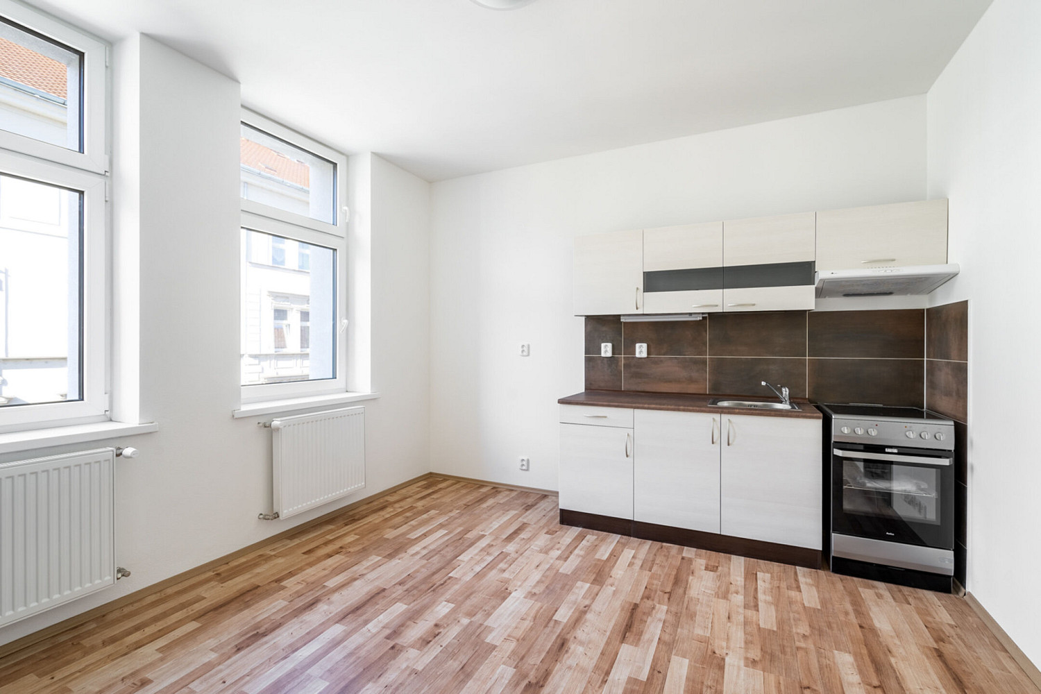 Pronájem bytu 2+kk 42 m² – fotografie 2