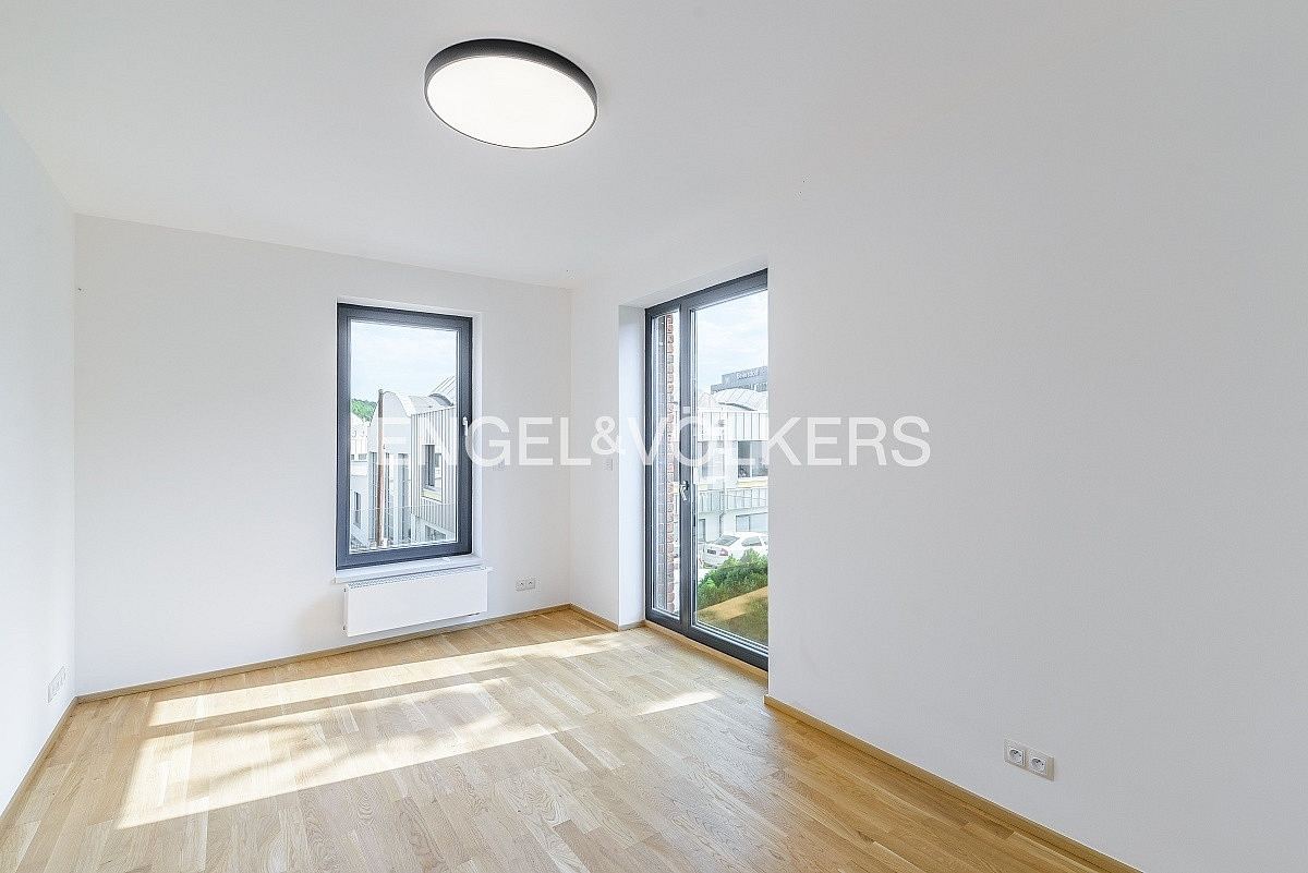 Pronájem domu 226 m² s pozemkem 302 m² — photo 5
