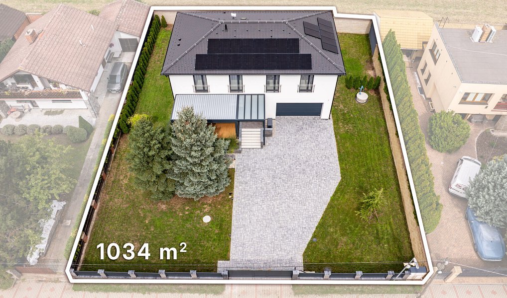 Prodej domu 329 m² s pozemkem 1 034 m², Sluhy – náhled fotky 26