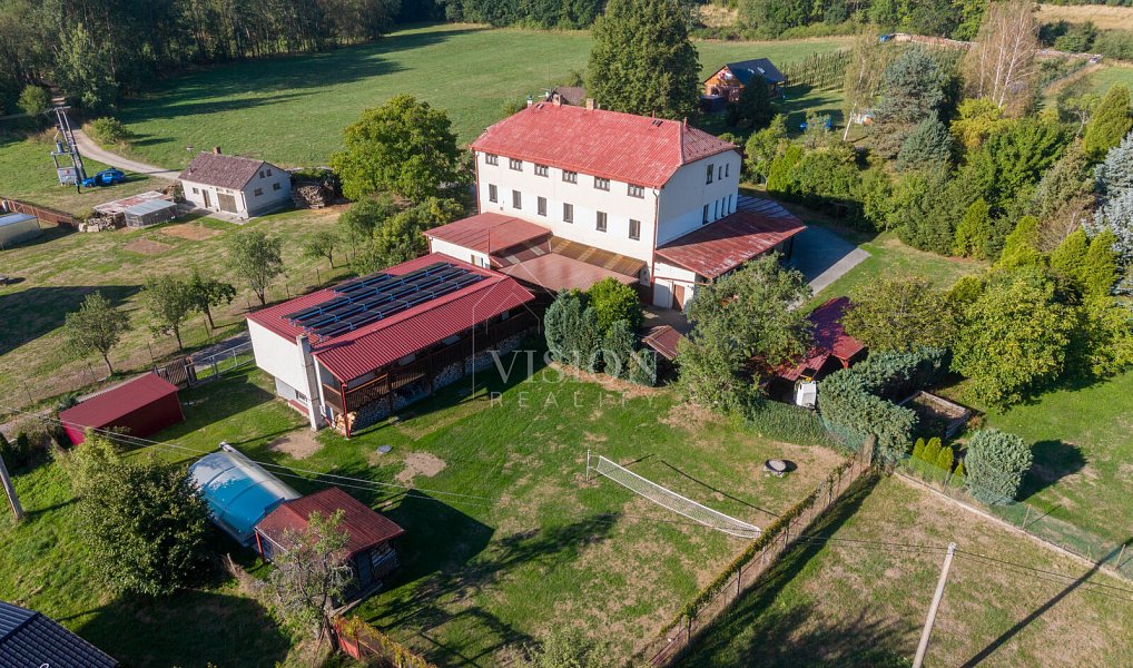 Prodej ubytovacího objektu 1 050 m², Varvažov – náhled fotky 25