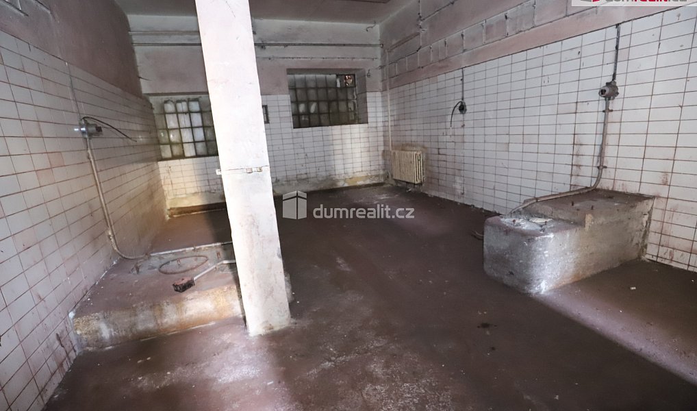 Prodej nájemního domu, činžáku 1 000 m², Kraslice – náhled fotky 25